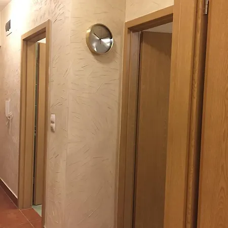 Aden Free Parking Budapest