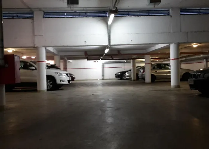 Aden Free Parking